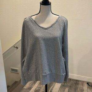 ROMEO AND JULIET SWEATSHIRT